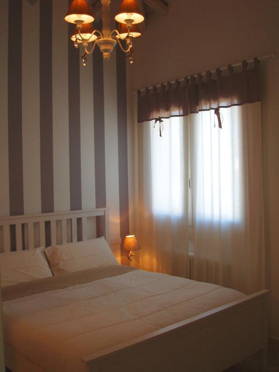 B&B La Porta Rossa Noale Habitación foto
